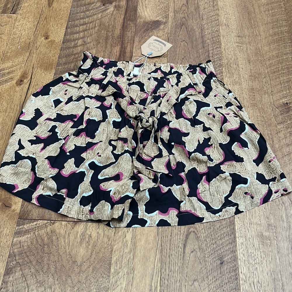 NWT Kori Woman’s Print Shorts Size S
